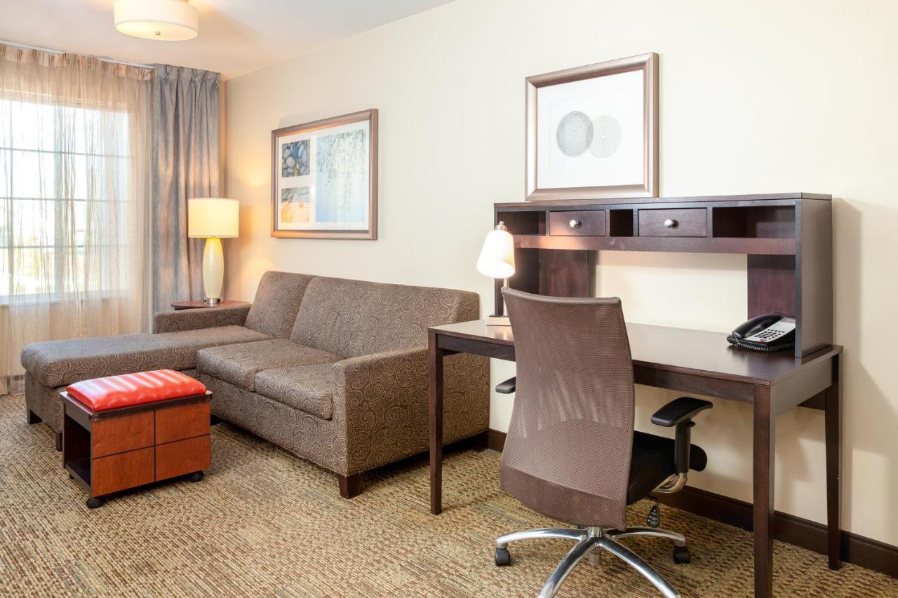 Staybridge Suites Denver - Central Park By Ihg מראה חיצוני תמונה