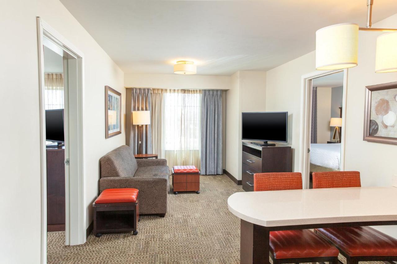 Staybridge Suites Denver - Central Park By Ihg מראה חיצוני תמונה
