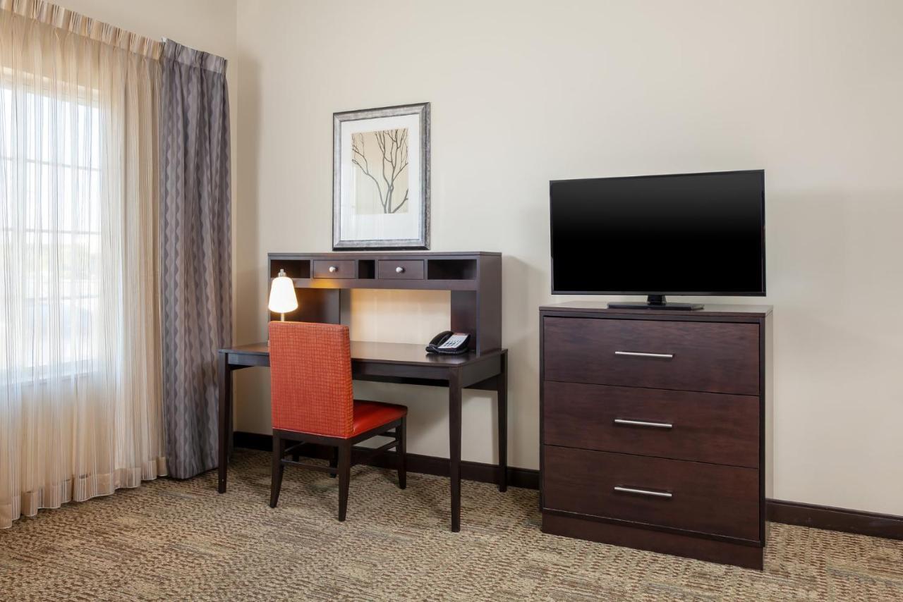 Staybridge Suites Denver - Central Park By Ihg מראה חיצוני תמונה