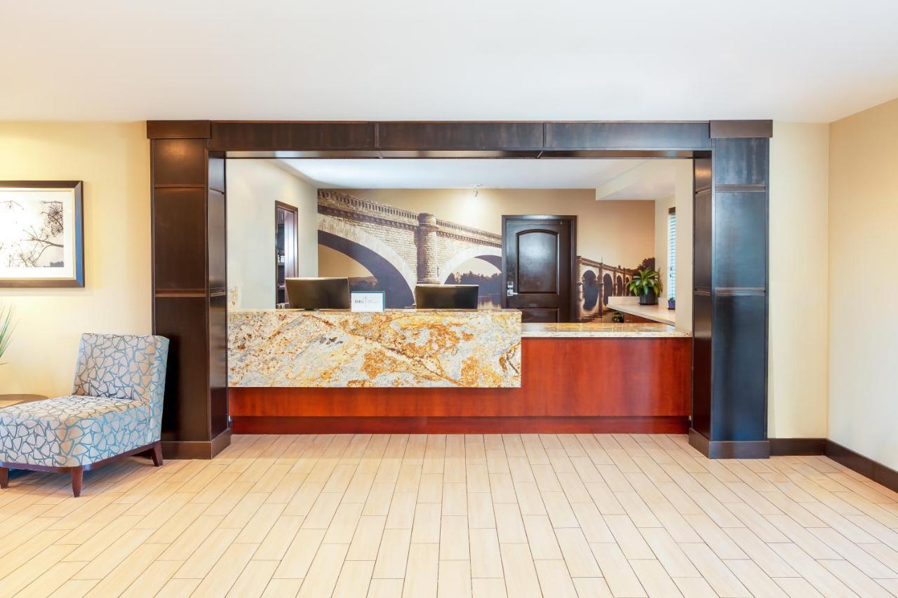 Staybridge Suites Denver - Central Park By Ihg מראה חיצוני תמונה